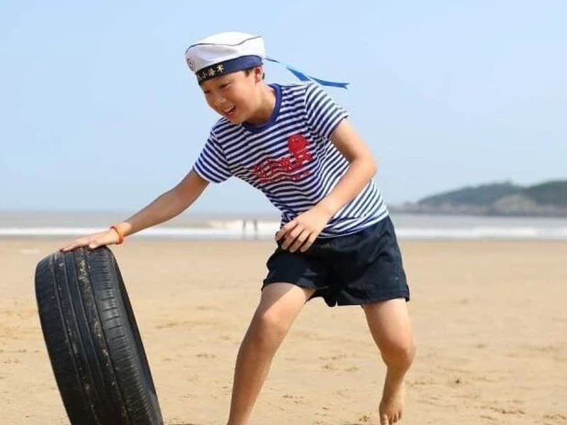 驴屋旅途故事 戎毅涵 作文《我的第一次独立营-海陆空军事夏令营》